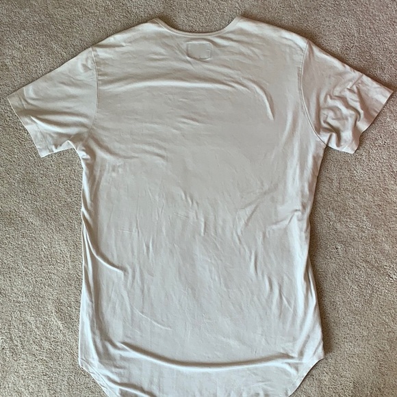 Cuts Elongated mens L Tshirt - Picture 2 of 2